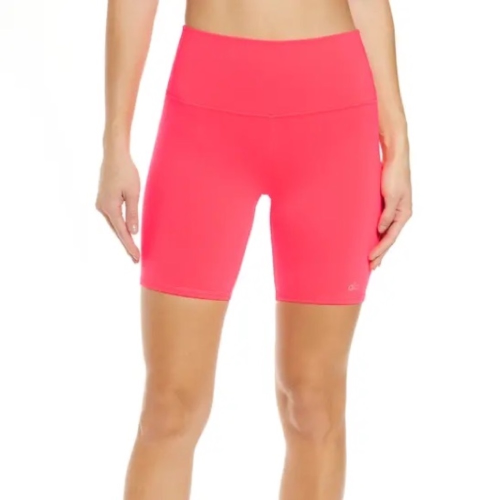 ALO YOGA High Waist Biker Shorts in Lava Size Medium